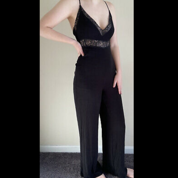 Forever 21 Pants - NWT Forever 21 lace cut out jumpsuit